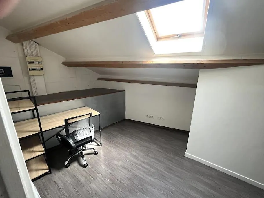 Pavillon En Loft 87 M 10E, Jacuzzi Apartment Marseille France